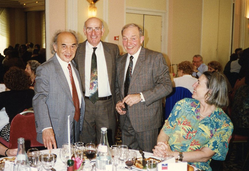 1993 Société mars André et Georges et Jacques767 REVU