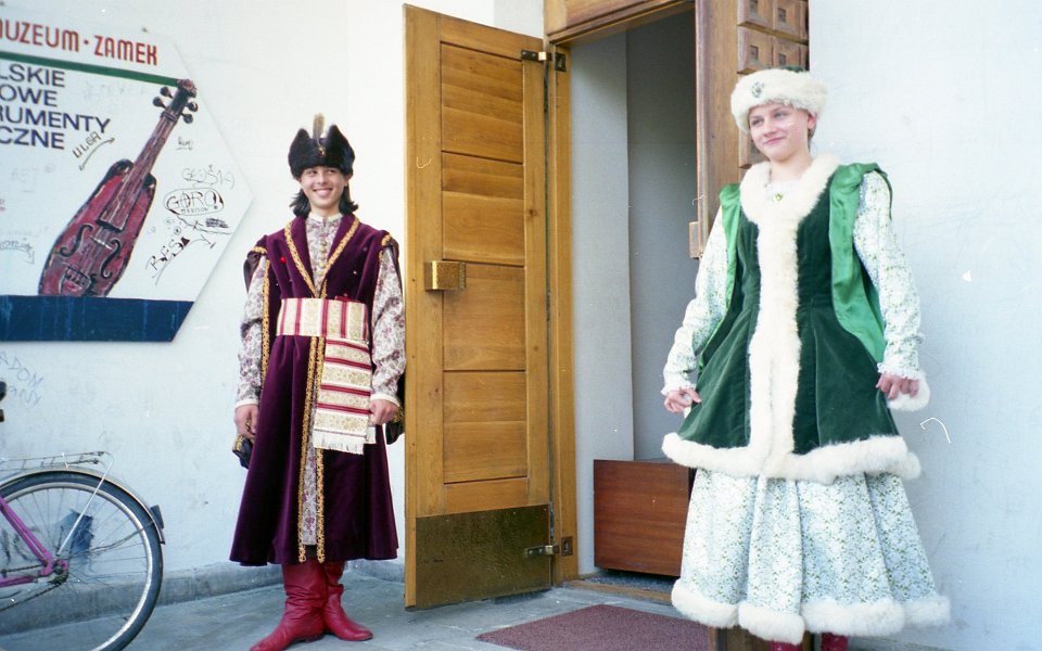 24-Szydlowiec 97 accueil costumé au château