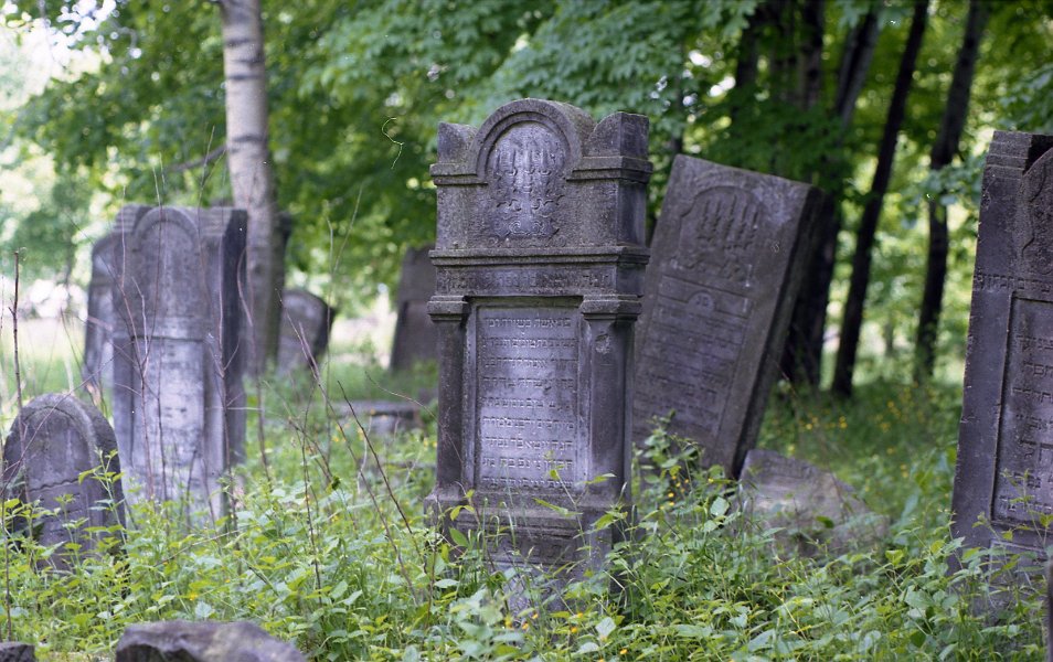 36-  Szydlowiec 97 Le cimetière Kirkut