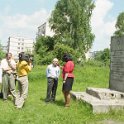 34-  Szydlowiec 97 Le cimetière devant le monument