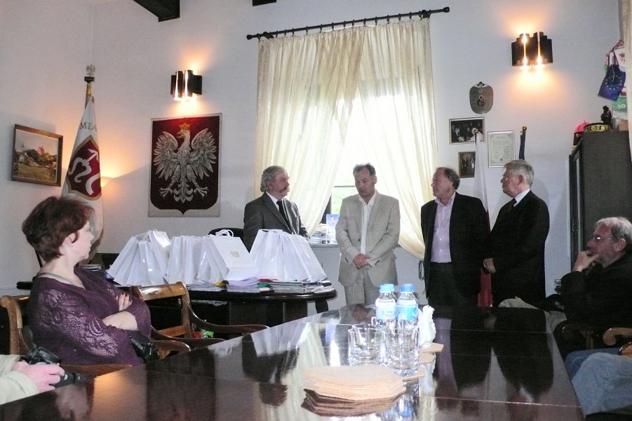 7- 4-3  Szydlowiec  en mairie