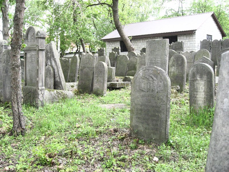 7- 5-2 Szydlowiec le cimetière