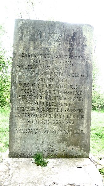 7- 5-4 Szydlowiec Monument Cimetière