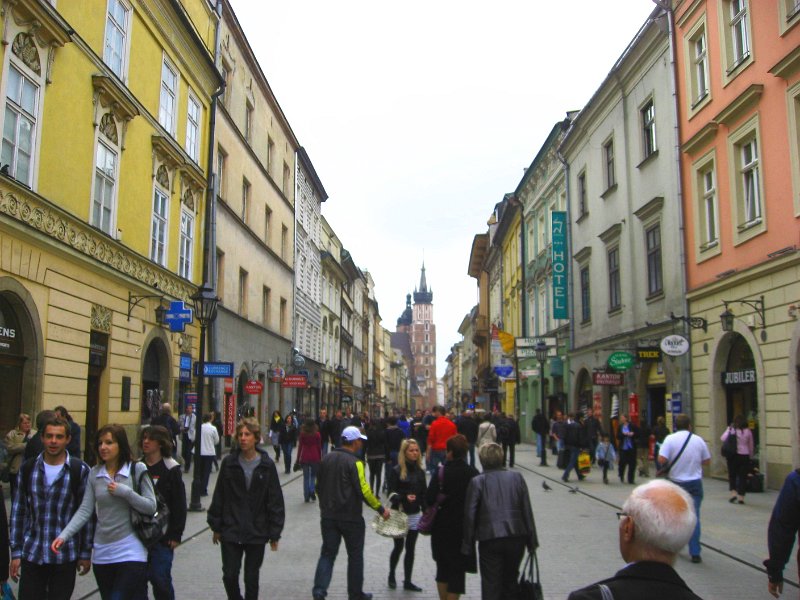 8- 1-2 Cracovie  la rue Florianska