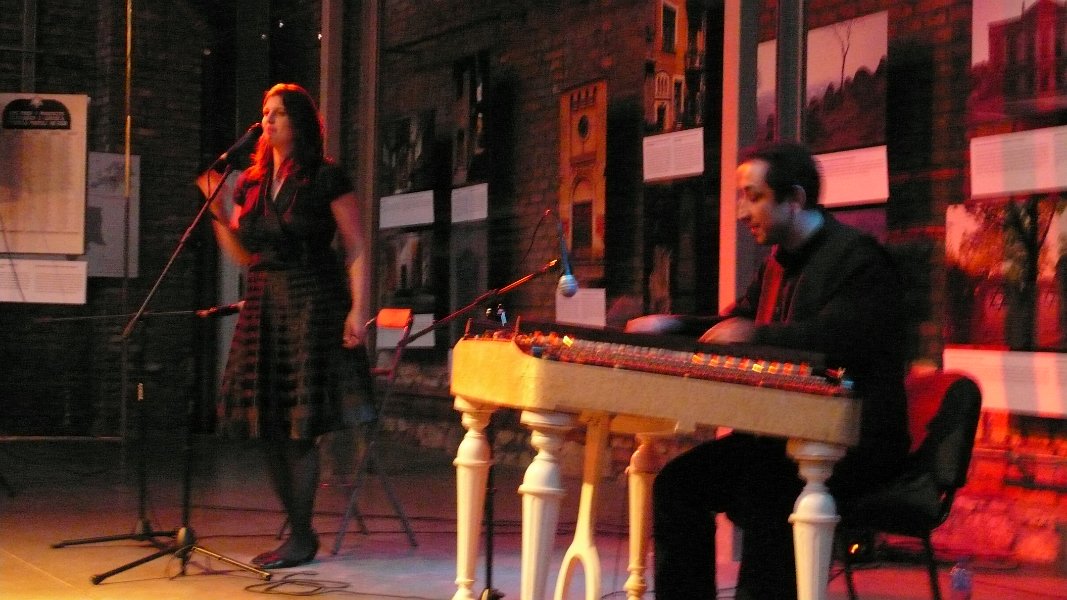 8- 4-2 Cracovie Concert LLoca