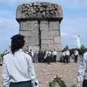 3- 1 Treblinka  le monument et une délégation de Tsahal