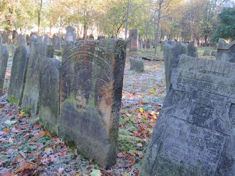 3-Szydlowiec le cimetière en 2014