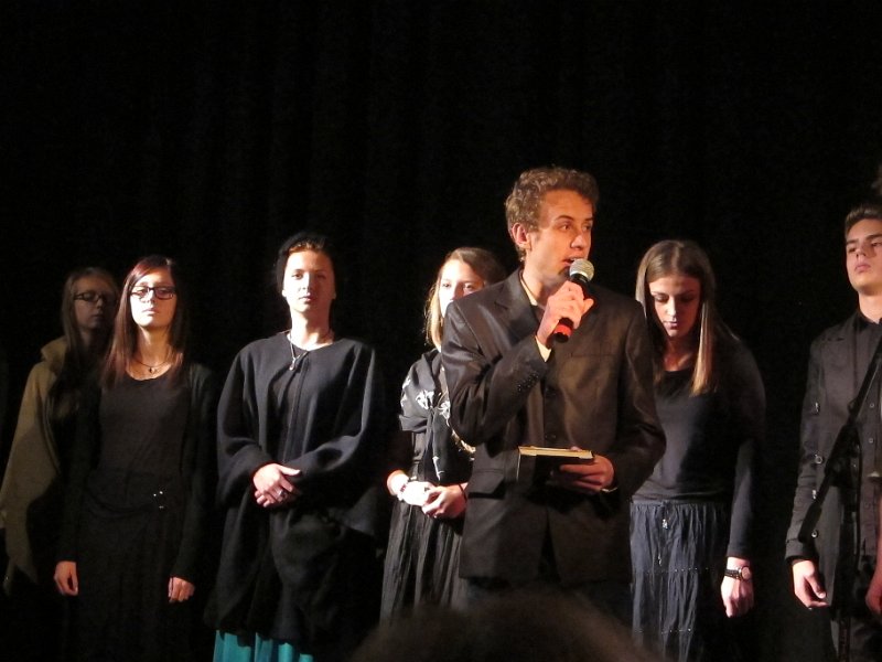 30-1 Au Château, un spectacle des jeunes lycéens