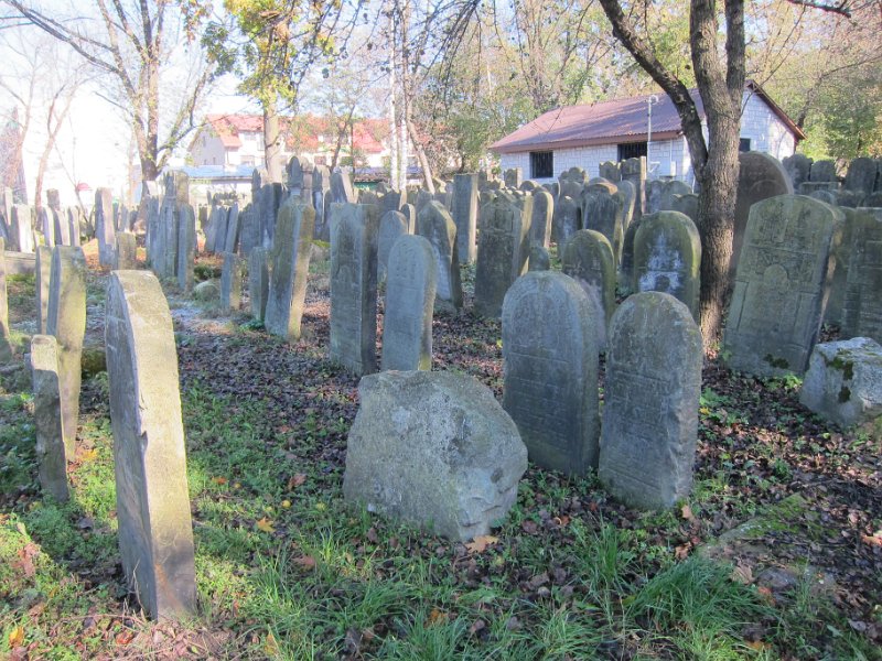 7 -Szydlowiec le cimetière en 2014